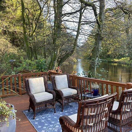 Riverbank Lodge Dollar Ngoại thất bức ảnh