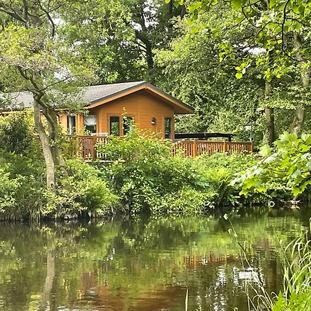Riverbank Lodge Dollar Ngoại thất bức ảnh