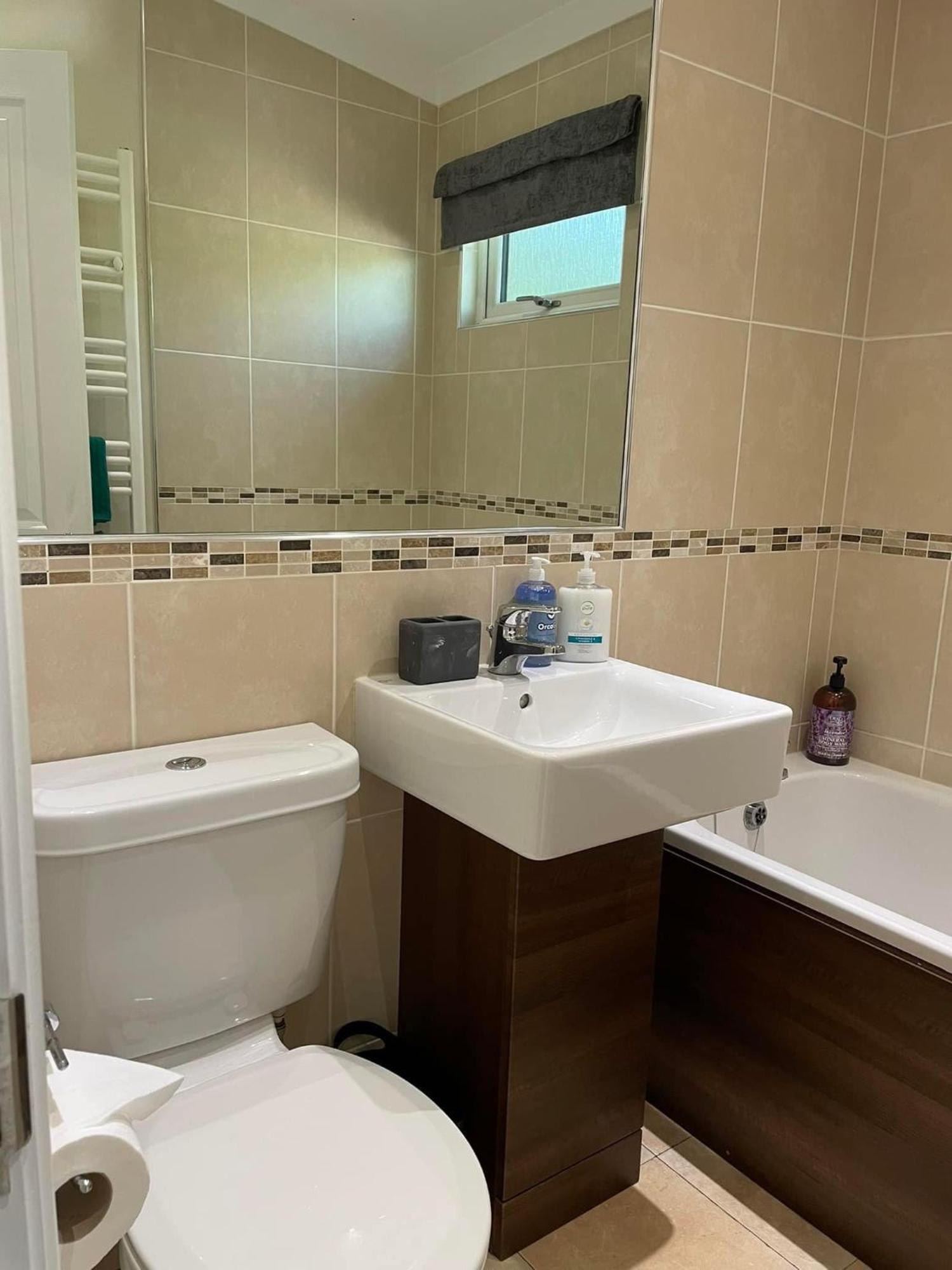 Riverbank Lodge Dollar Ngoại thất bức ảnh